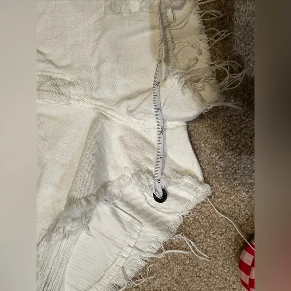 Free People We The Free Loving Good Vibrations Distressed Denim Shorts White - Picture 9 of 12